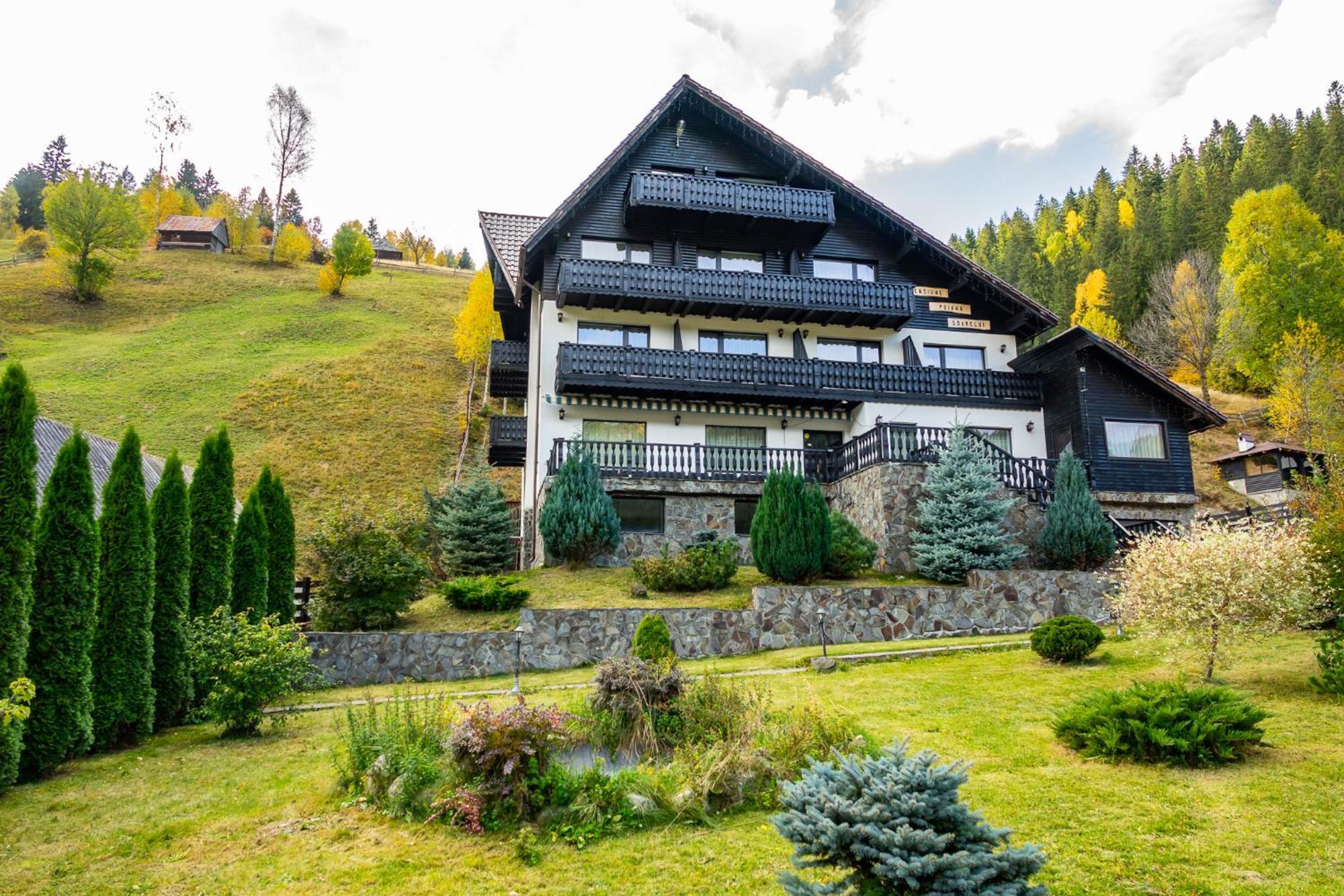 Bed and Breakfast Poiana Soarelui Моечиу-де-Сус Экстерьер фото